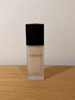 Dior ディオールスキン フォーエヴァー フルイド マット 00のサムネイル