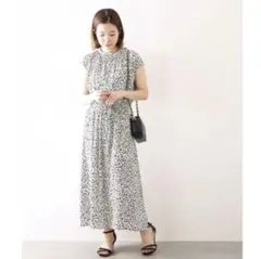 ラ・トータリテ　カッセンプリントワンピースのサムネイル