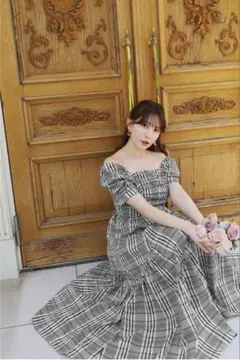 herlipto Alizee Off-Shoulder Dressのサムネイル