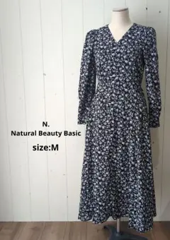 N. ナチュラルビューティーベーシック モノトーン 花柄プリント ワンピ Ｍ