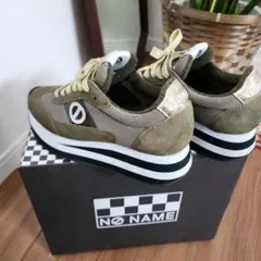 NO NAME スニーカー カーキ 厚底35サイズのサムネイル