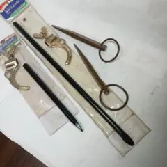 Item thumbnail for item 7a74b872-9e26-42e4-be4a-1d5fb1ff7327