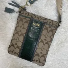 【貴重品】COACH コーチ ショルダーバック グリーン レディース サコッシュ