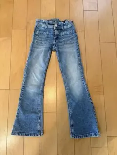 H&M ストレッチフレアデニム EUR 134