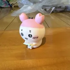 ちいかわ　古本屋　かにちゃん　フィギュア