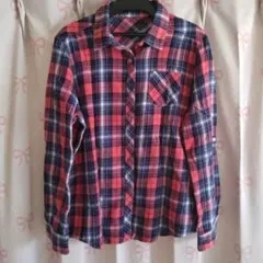 チェック柄長袖シャツ