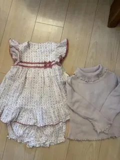 値下げしましたTartine et Chocolatドレスパンツとタートルセータ