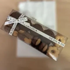 DEAN & DELUCA 焼き菓子詰め合わせ　18枚のサムネイル