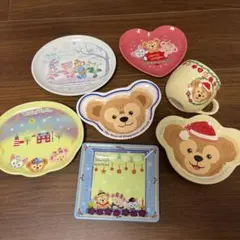 未使用７点セット　ダッフィー　シェリーメイ　スーベニア　プレート　マグ　ジェラ