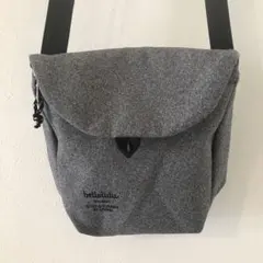 再々値下げ　美品hellolulu グレー ショルダーバッグ サコッシュ
