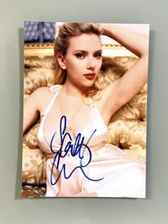 セール中…スカーレット・ヨハンソン直筆サイン2Lサイズ写真…