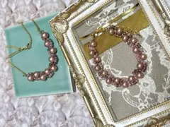 くすみピンクのパールネックレス、ブレスレットセット