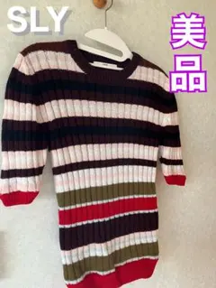 【未使用に近い・美品】SLY スライ　トップス