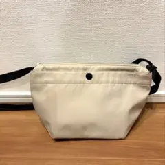 激安！旅行のサブバックに是非☆ユニクロポシェット