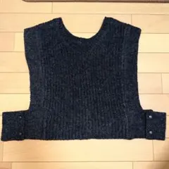 ダークグレー リブ編み ニットベスト