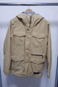 【値下げ中】BURTON スノーボードジャケット Sサイズ ベージュ