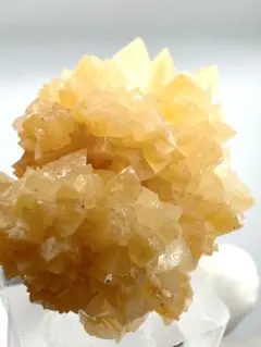 フラワー　カルサイト　原石　鉱物　標本　天然石　石　犬牙　オレンジ