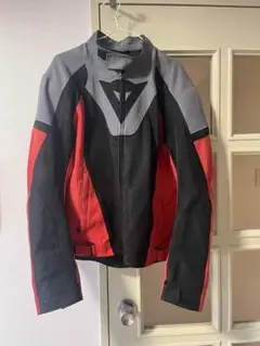 Dainese メッシュジャケット レッド/ブラック 使用回数少なめ - メルカリ