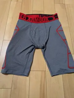 UNDER ARMOUR スライディングパンツ グレー/レッド