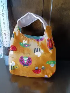 幸せを呼ぶてんとう虫のミニバック