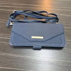 ネイビー合成皮革ショルダーストラップ付きスマホケース