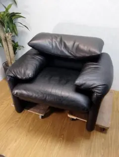 2026年最新】Cassina 1人掛けソファの人気アイテム - メルカリ