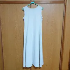 ロング丈ワンピース　オフホワイト　М