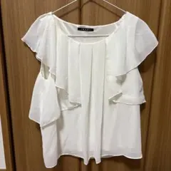 ホワイトフリルノースリーブ INGNI