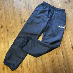 美品　FILA ロングパンツ ゴムウエスト　防寒ズボン　シャカシャカ　フィラ