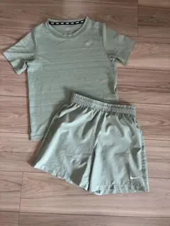 NIKE DRI-FIT セットアップ140 キッズSサイズ