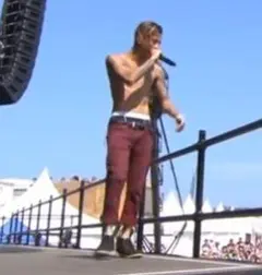 【美品】BEAUTY&YOUTH x Lee コーディロイジーンズ ８分丈 赤