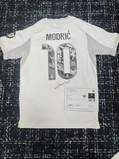 Real Madrid 23-24 Luka Modric 直筆サイン Real Madrid 23-24 Luka Modric 直筆サイン - メルカリ