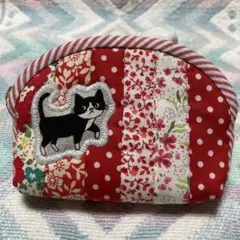 ♪ハンドメイド♪パッチワーク♪小銭入れ・レッド♪ハチワレ猫♪