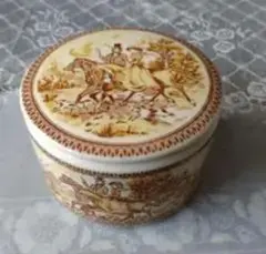 陶器製の円形ボックス 馬の絵柄