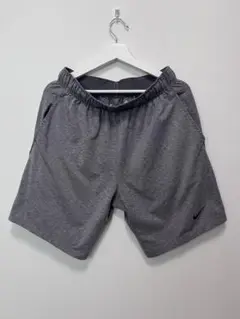 現品限り✨NIKE ショートパンツ DRY-FIT サイズM