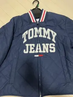 TOMMY JEANS