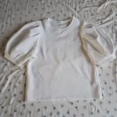 GU ホワイト パフスリーブ Tシャツ