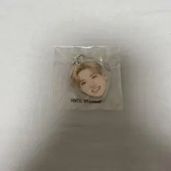 treasure ジュンギュ REBOOT 顔アクキー