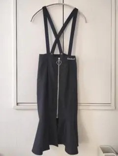 サスペンダー付きジャンバースカート ブラック　サイズ150