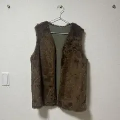 リバーシブルブラウンファーベスト