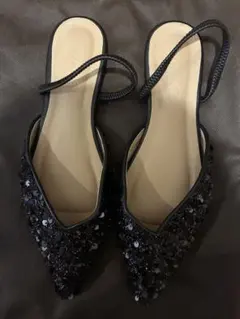 美品　ビジュー装飾 ブラックミュールのサムネイル
