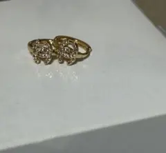 CCロゴピアス　ゴールド