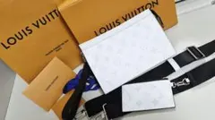 新品未使用★ルイヴィトン★ガストンウェアラブルウォレット