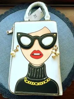 韓国　チェーン付きハンドバッグ