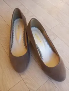 Item thumbnail for item f7be17fc-7658-46e5-97f9-749ac484a3e8