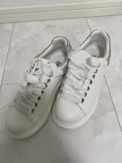 お値下げ　ホワイト スパンコール付き スニーカー