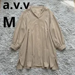 【美品】a.v.v バンドカラー シャツ チュニック M ベージュのサムネイル