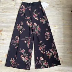 ミラオーウェン　花フラワー柄　ワイドパンツ　ブラック