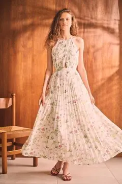 【極美品】Estella.K プリーツプリントドレス　ワンピース　花柄　フリー Estella.K ワンピース Jane Belted Dress プリーツプリント