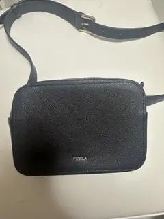 FURLA ショルダーバッグ ブラックのサムネイル